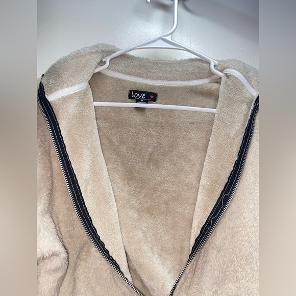 Jacket - Picture 3 of 7